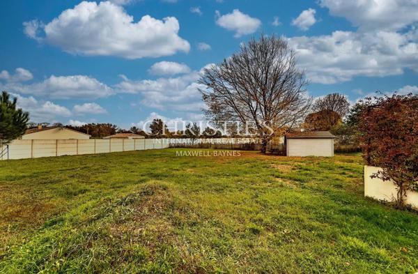 Maison en pierre rénovée avec piscine et studio à 15 min de Libourne