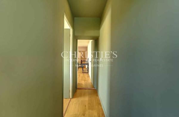 Maison en pierre rénovée avec piscine et studio à 15 min de Libourne