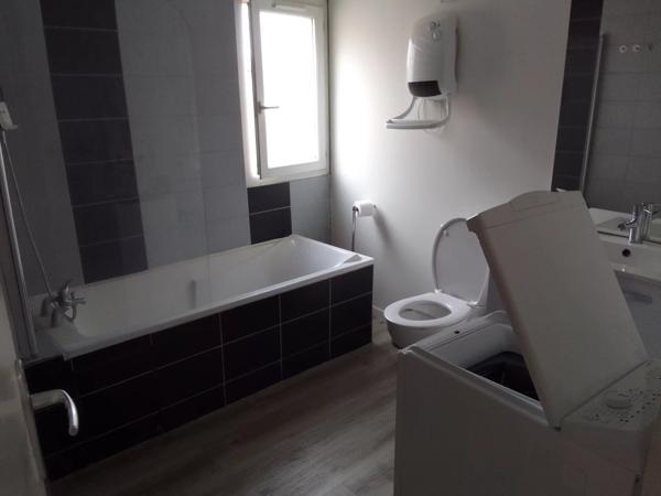 Location                                                      Appartement
                        
                     3 pièces                      45 m2                     à Perpignan
