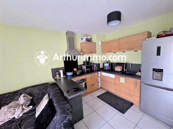 Vente Appartement 3 pièces 57 m2 à Savigny-le-Temple
