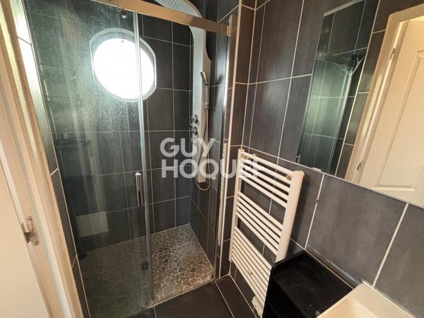 MAISON À LOUER DE 5 PIÈCES DE 74,00 M²