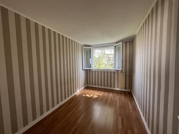 Appartement à louer 1 250 € CC Eaubonne 4 p 65 m² DPE C