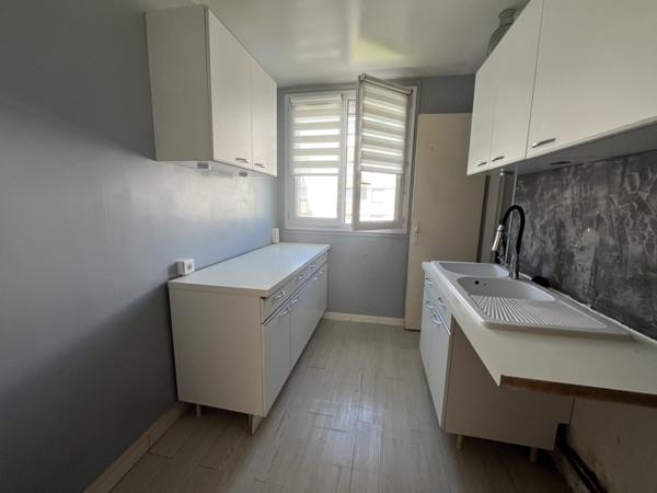Appartement à louer 1 250 € CC Eaubonne 4 p 65 m² DPE C