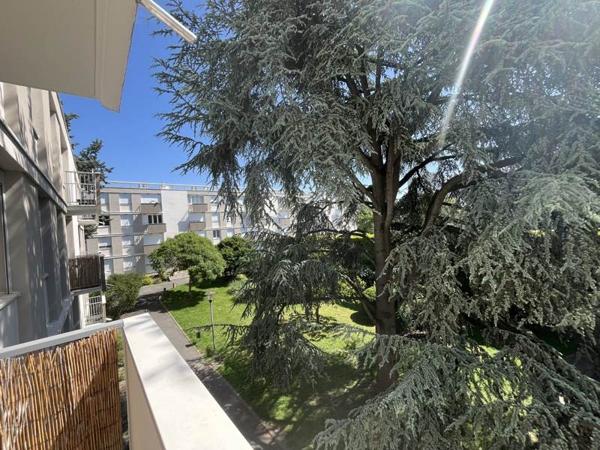 Appartement à louer 1 250 € CC Eaubonne 4 p 65 m² DPE C