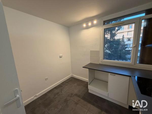 Location appartement 3 pièces 67 m² Savigny-sur-Orge