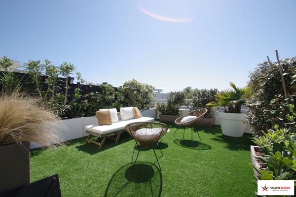 Superbe appt T3 avec grande terrasse en dernier étage. La rochelle