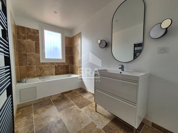 Maison totalement renovée à vendre à Saint Cyprien - Confort moderne