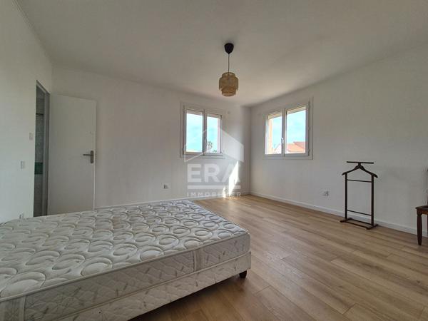 Maison totalement renovée à vendre à Saint Cyprien - Confort moderne