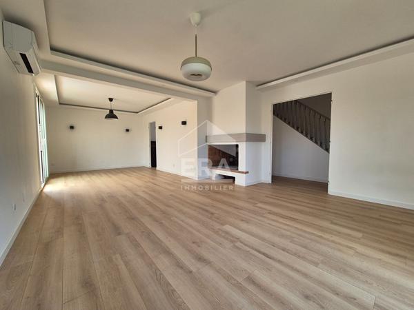 Maison totalement renovée à vendre à Saint Cyprien - Confort moderne