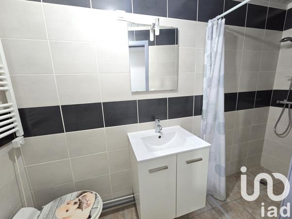 Immeuble à vendre 109 m² Sedan