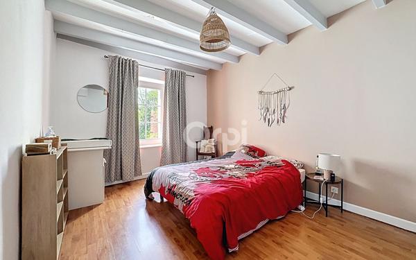 Maison à vendre    6 pièces • 206 m2 Chamboret