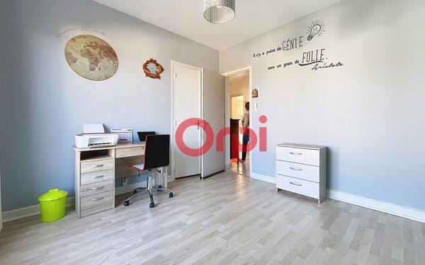 Maison à vendre    5 pièces •  Vichy
