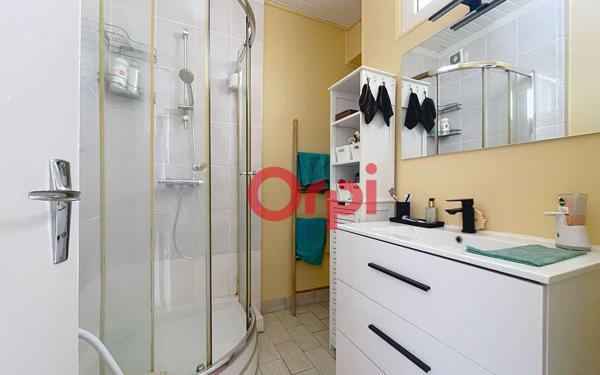Maison à vendre    5 pièces •  Vichy