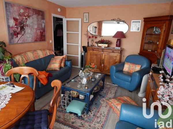 Appartement 3 pièces de 64 m² à Ris-Orangis (91130)