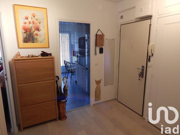 Appartement 3 pièces de 64 m² à Ris-Orangis (91130)