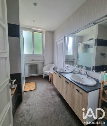 Maison à vendre 10 pièces 245 m² Brissac Loire Aubance