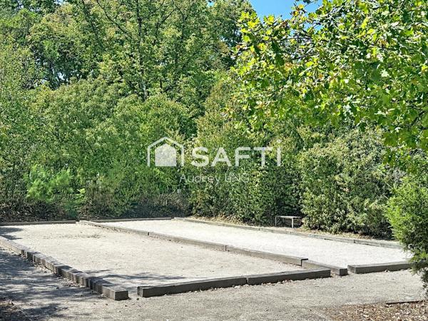 À vendre – Grand studio lumineux de 34 m² à Bègles – Quartier de la mairie