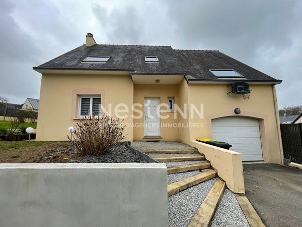 MAISON 4 CHAMBRES - A PROXIMITE DU BOURG DE GRAND-CHAMP