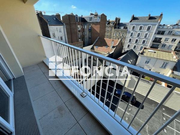 Location Appartement 4 pièces 76.96 m² - 31/35 RUE LESUEUR Le Havre 76600