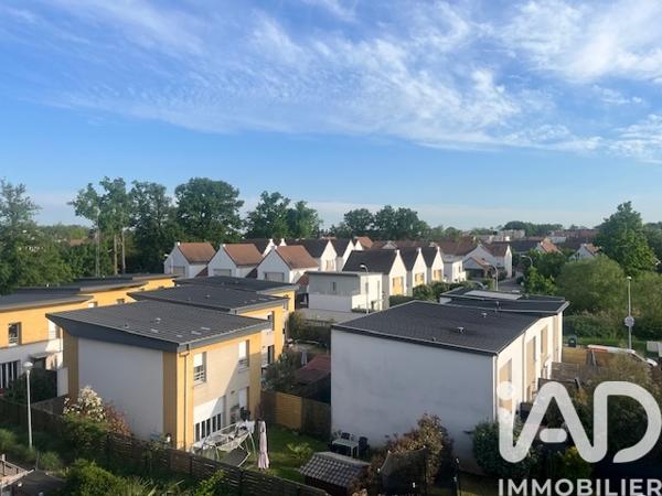 Appartement à vendre 2 pièces 44 m² Sainte-Geneviève-des-Bois