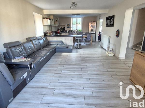 Maison à vendre 7 pièces 215 m² Aussillon