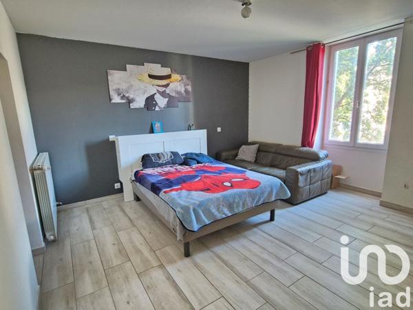 Maison à vendre 7 pièces 215 m² Aussillon