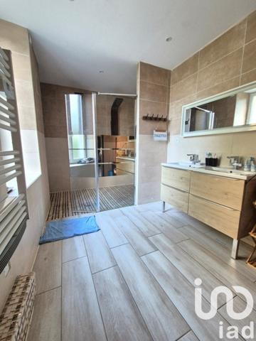 Maison à vendre 7 pièces 215 m² Aussillon