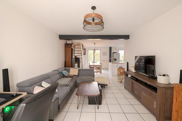 Maison 3 chambres à vendre à Chavagne en impasse - Rare sur le marché