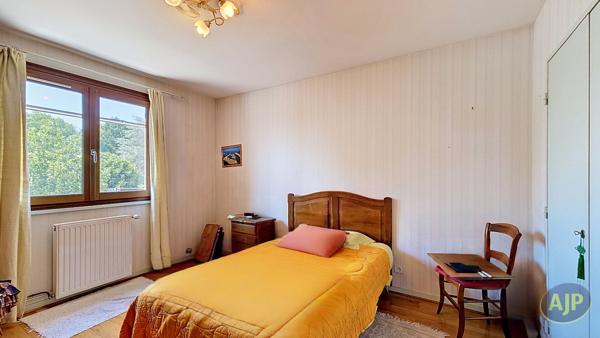 Maison à vendre Libourne - 5 pièces, 103m² avec 3 chambre(s) à 263 650€ - AJP Immobilier Libourne