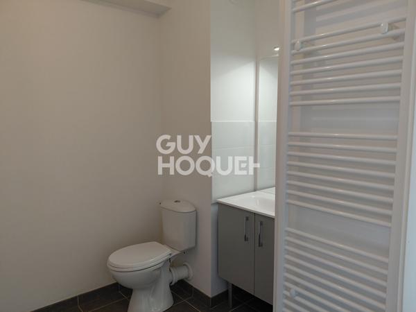 2 pièce(s)+terrasse+pkg sous-sol