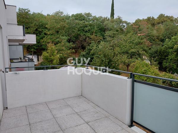 2 pièce(s)+terrasse+pkg sous-sol