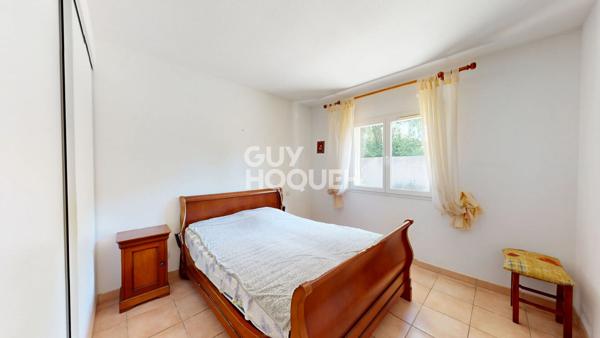 Maison T4 en 3 faces sur parcelle de 300 m² .