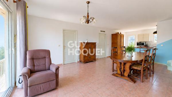 Maison T4 en 3 faces sur parcelle de 300 m² .