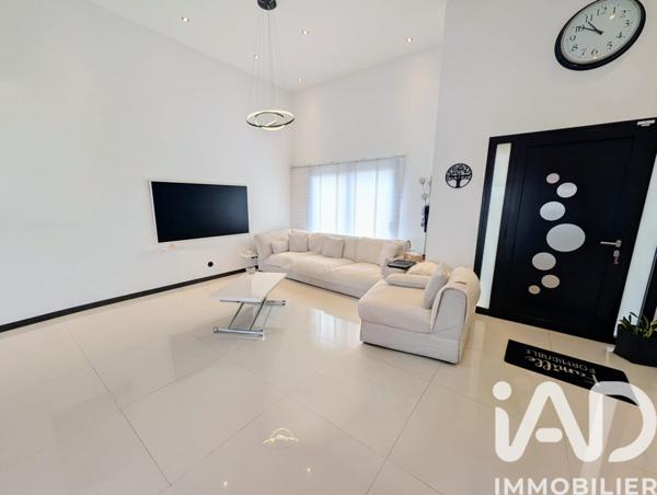 Maison à vendre 6 pièces 183 m² Domont