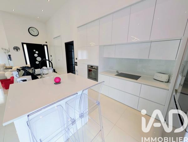 Maison à vendre 6 pièces 183 m² Domont