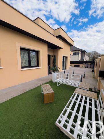 Maison à vendre 6 pièces 183 m² Domont