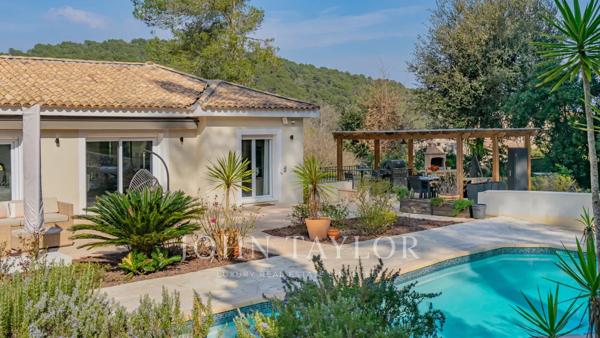 Domaine sécurisé recherché - Villa rénovée au calme et exposée Sud