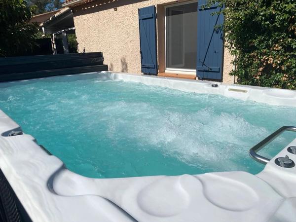 Vente                                                      Villa
                        
                     4 pièces                      87 m2                     à Bormes-les-Mimosas