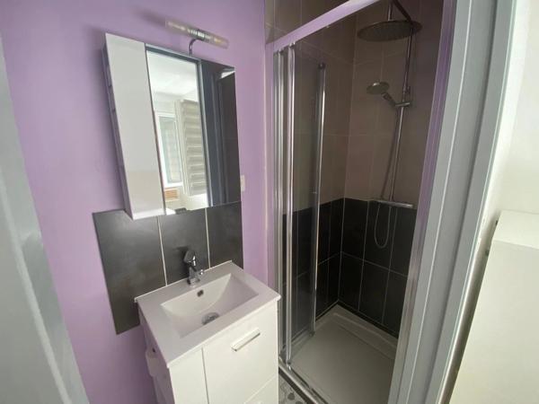 Vente                                                      Villa
                        
                     4 pièces                      87 m2                     à Bormes-les-Mimosas