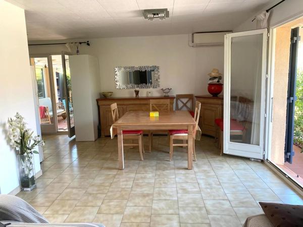 Vente                                                      Villa
                        
                     4 pièces                      87 m2                     à Bormes-les-Mimosas
