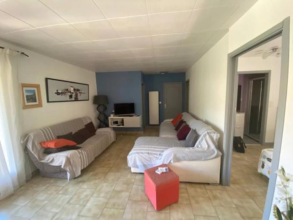 Vente                                                      Villa
                        
                     4 pièces                      87 m2                     à Bormes-les-Mimosas