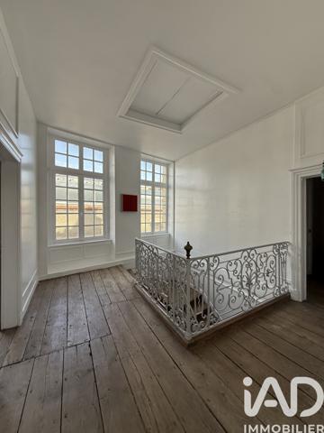 Maison à vendre 10 pièces 305 m² Reims