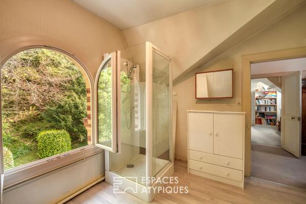 Séduisante propriété du 19ème siècle dans un parc arboré