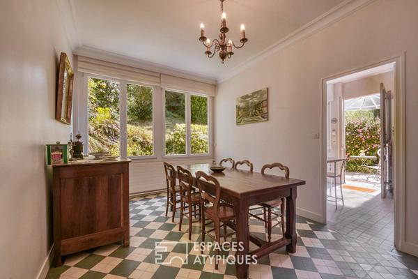 Séduisante propriété du 19ème siècle dans un parc arboré