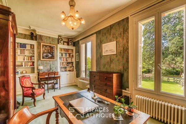 Séduisante propriété du 19ème siècle dans un parc arboré