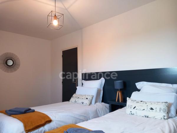 MAISON EN PIERRE RENOVEE PLOUGUIEL (22)