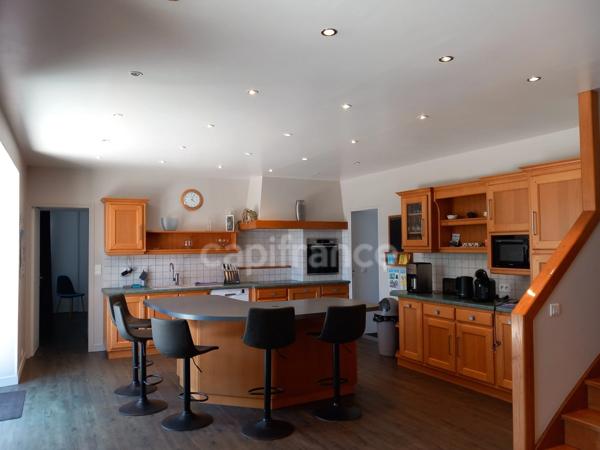 MAISON EN PIERRE RENOVEE PLOUGUIEL (22)