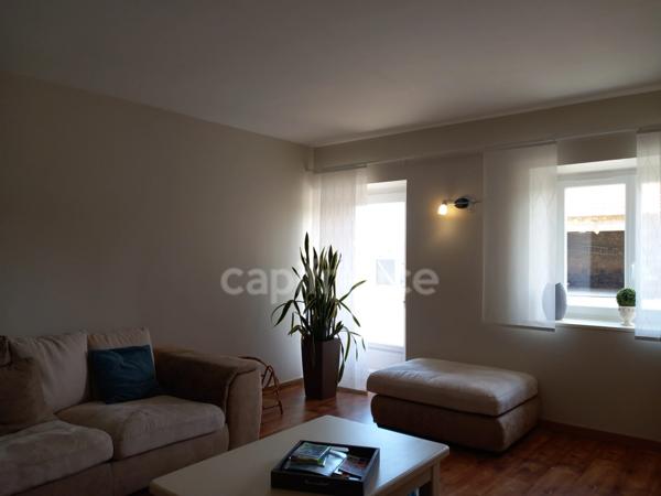 MAISON EN PIERRE RENOVEE PLOUGUIEL (22)