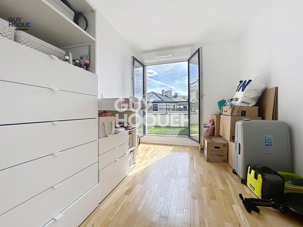 Appartement DERNIER ETAGE- Résidence LE MAJESTIK - 88m² - 3 chambres- Terrasses 32m² + deux places de parkings