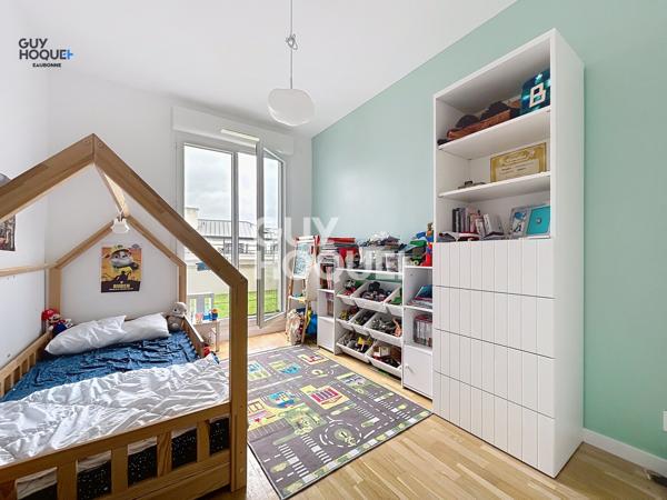 Appartement DERNIER ETAGE- Résidence LE MAJESTIK - 88m² - 3 chambres- Terrasses 32m² + deux places de parkings